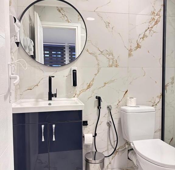 اتاق استاندارد, Royal Moon Suites