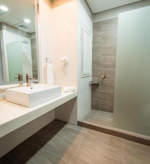 اتاق استاندارد با تخت بزرگ, Tryp By Wyndham Asuncion