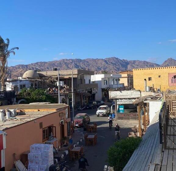 اتاق استاندارد سه نفره, Light House Camp
