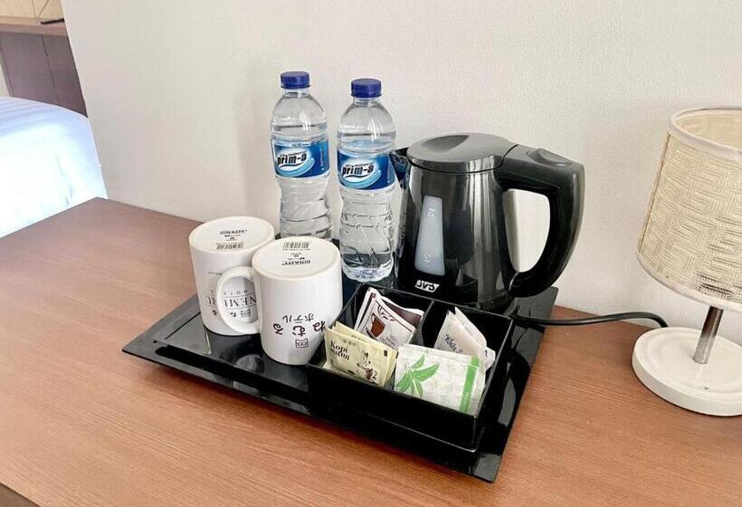 اتاق سوپریور, Nemuru Hotel Ciputat