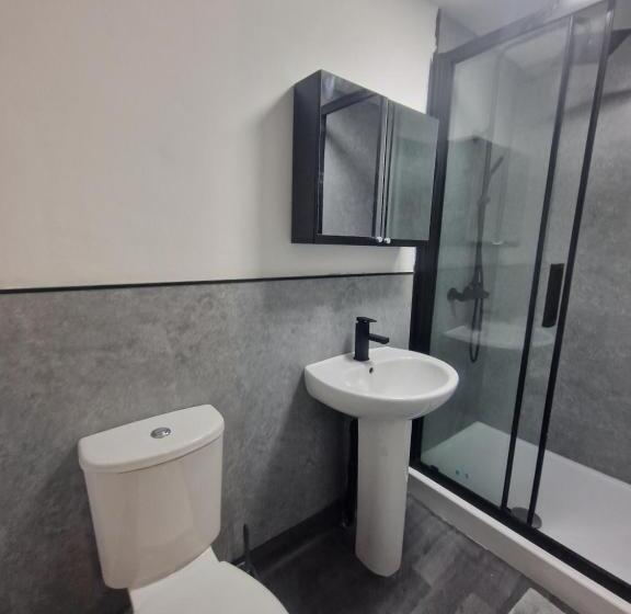 اتاق استاندارد, Ensuite Accommodation