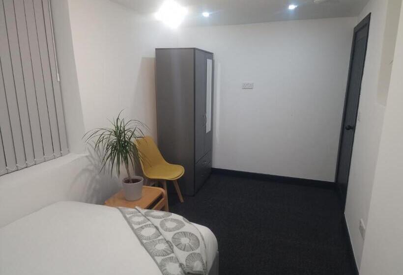 اتاق استاندارد, Ensuite Accommodation