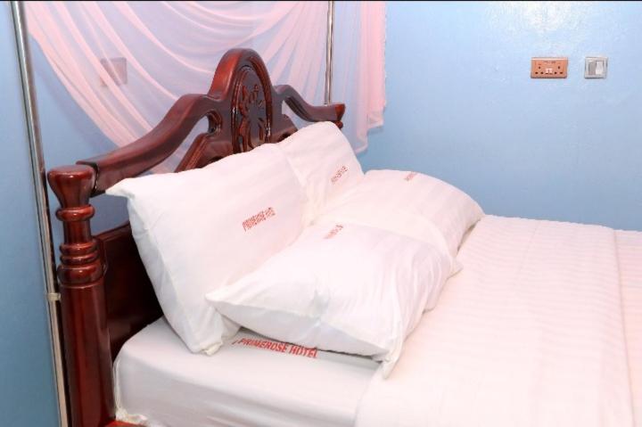 اتاق استاندارد, Primerose Hotel Mubende
