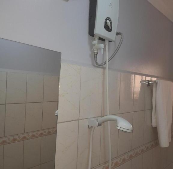 اتاق استاندارد, Primerose Hotel Mubende