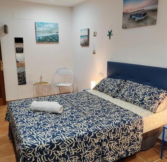 اتاق استاندارد یک تخته با سرویس بهداشتی مشترک, Las Salinas House Private Rooms