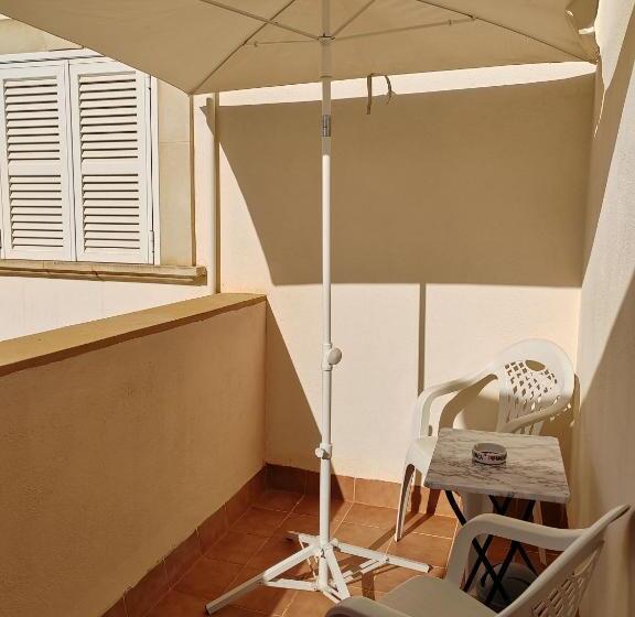 اتاق استاندارد با بالکن, Las Salinas House Private Rooms