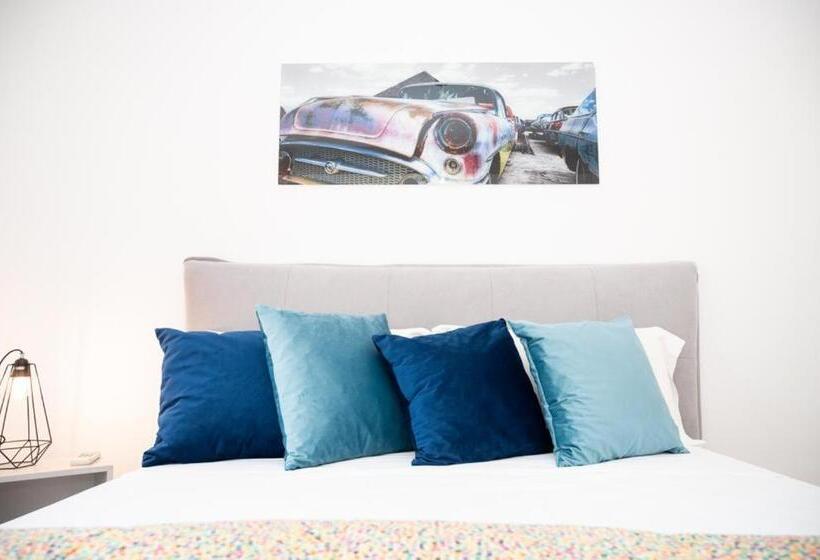 اتاق استاندارد با تراس, Room 500