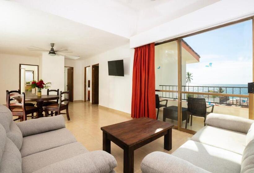 سوییت خانوادگی, Costa Club Punta Arena   Desayuno Incluido