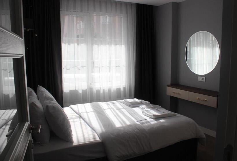سوییت خانوادگی, Cosy Suite