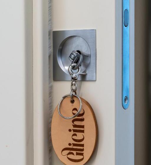 اتاق لوکس, B&b Il Glicine