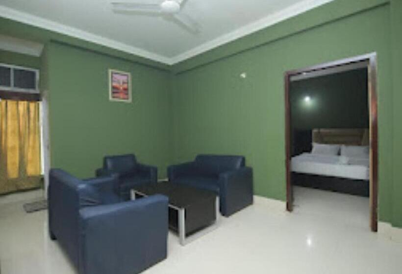 اتاق استاندارد با تخت بزرگ, East Inn Dimapur