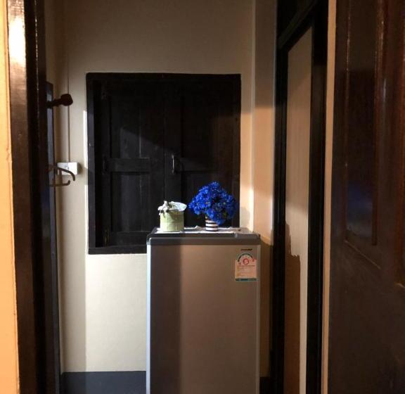اتاق لوکس با تخت بزرگ, Lampang Homestay2