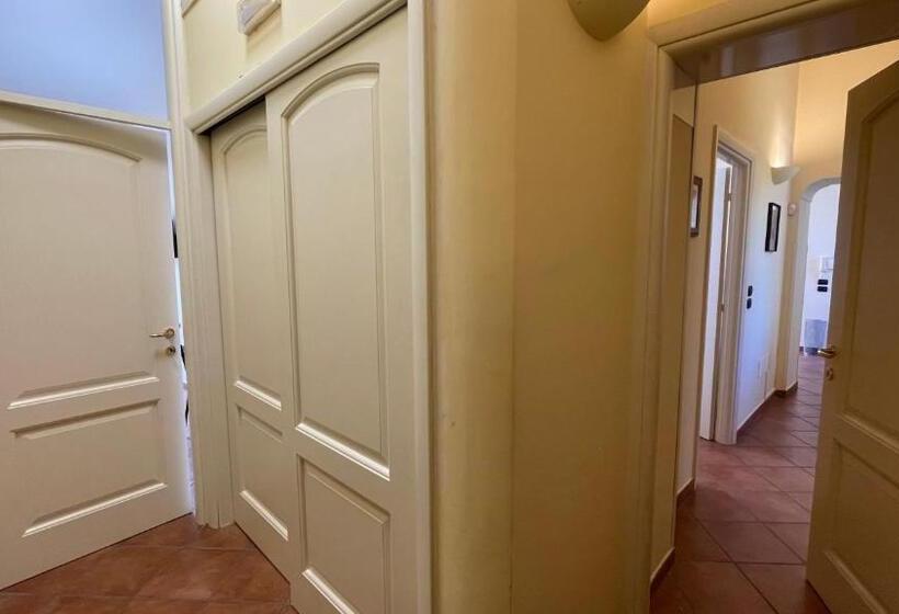 اتاق استاندارد چهار تخته, La Contessa B&b Palazzo Plantulli
