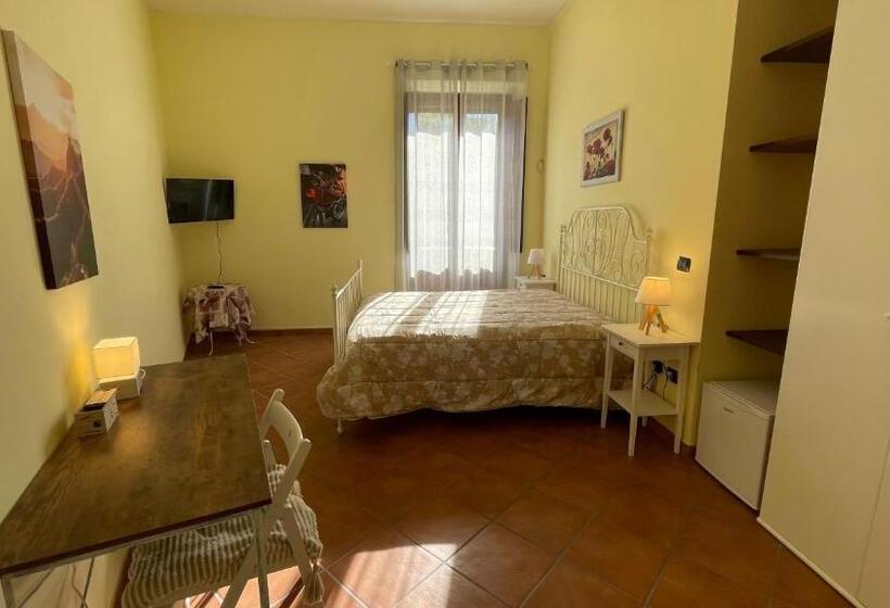 اتاق استاندارد چهار تخته, La Contessa B&b Palazzo Plantulli