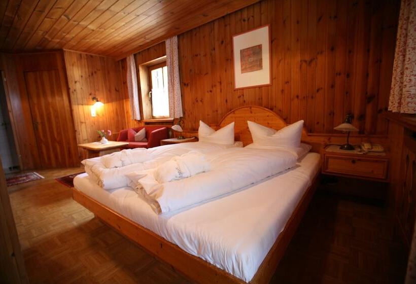 اتاق استاندارد, Bio Hotel Saladina
