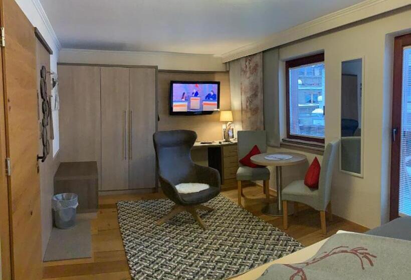 اتاق راحتی, Gästehaus Sissy