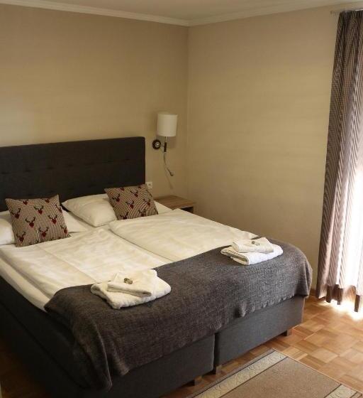 آپارتمان 2 خوابه با بالکن, Pension Wachau