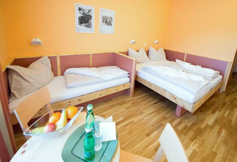اتاق استاندارد سه نفره, Jufa Hotel Planneralm
