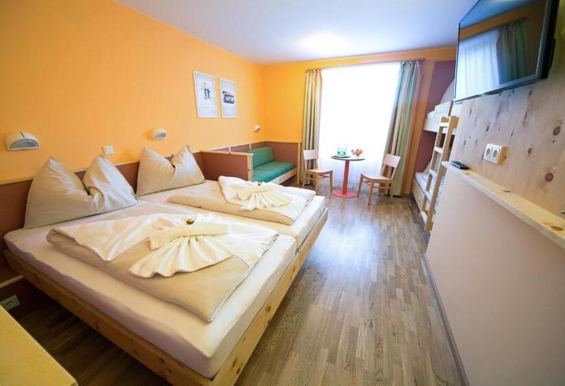 اتاق پنج‌تخته استاندارد, Jufa Hotel Planneralm