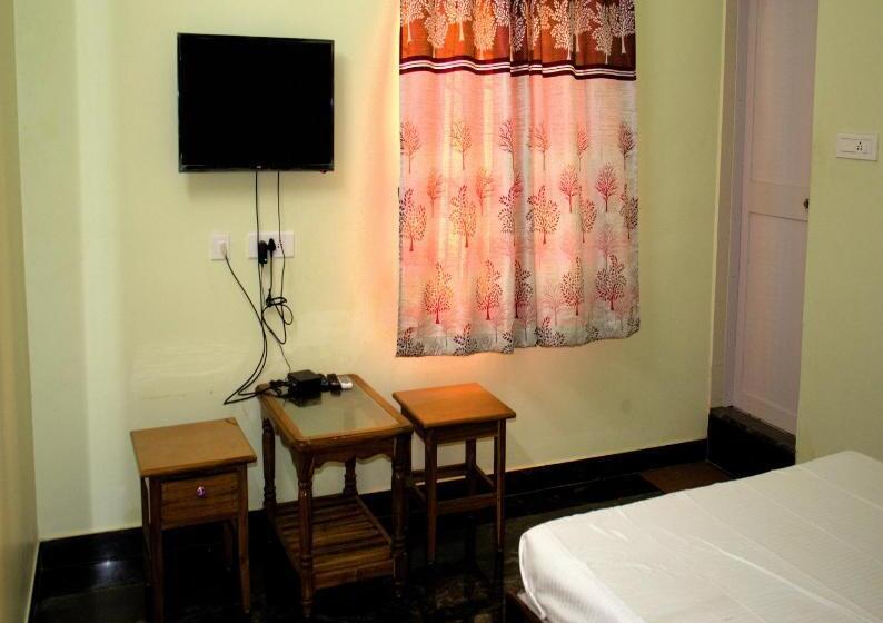 اتاق استاندارد, Cbr Guest House