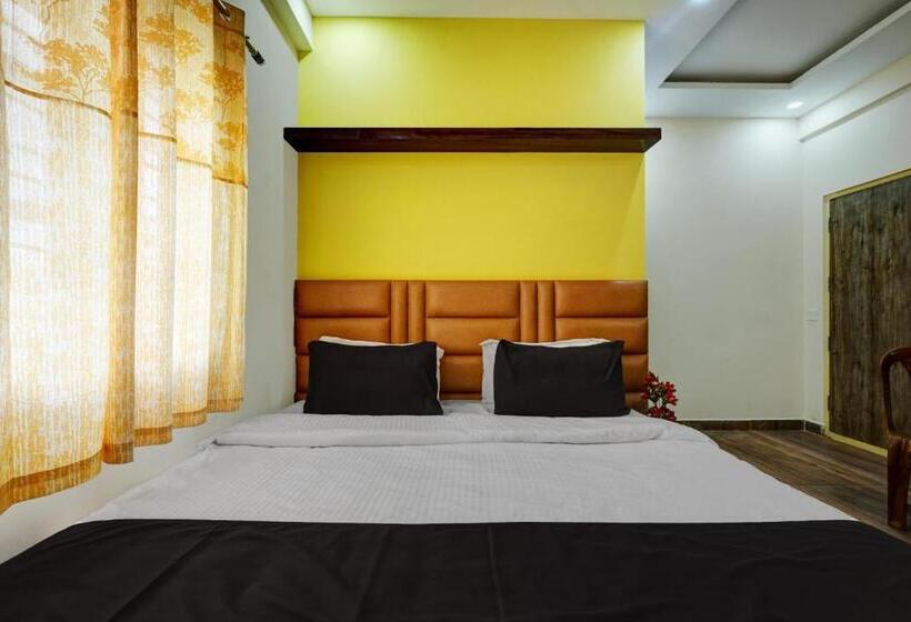 标准间, Collection O Utsav Grand