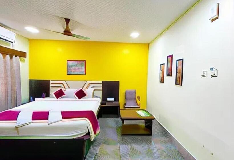 اتاق استاندارد, Swimming Pool Hotel Corel Suites Puri Official