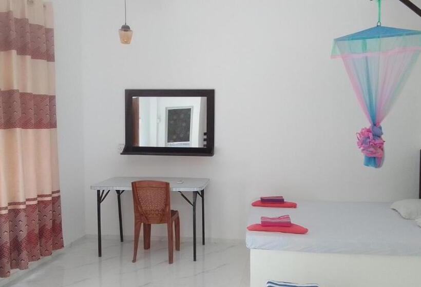 اتاق استاندارد, White House Udawalawe