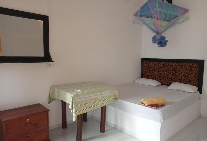 اتاق استاندارد, White House Udawalawe