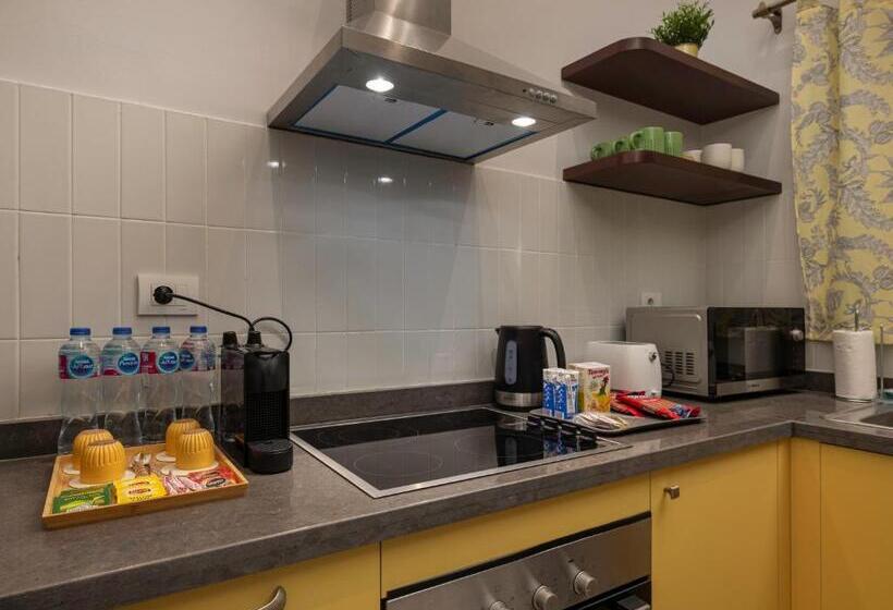 آپارتمان 1 خوابه با بالکن, Boutique Residence Layal Lemon Spaces Downtown