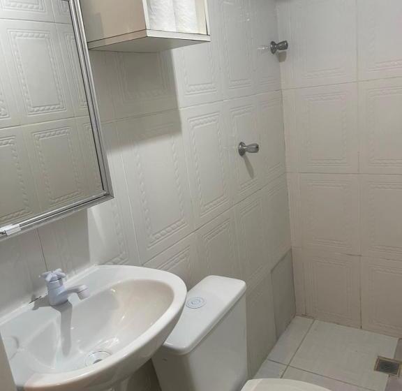 اتاق استاندارد سه نفره, 02 Doutor Hostel 800 Mts Da Praia