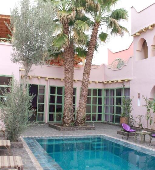 خانه 4 خوابه, Riad Tania Mozaik
