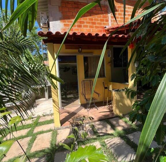 اتاق استاندارد چهارنفره با بالکن, Hostel Sossego Do Garças
