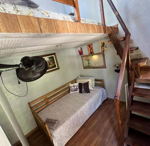 اتاق استاندارد چهارنفره با بالکن, Hostel Sossego Do Garças