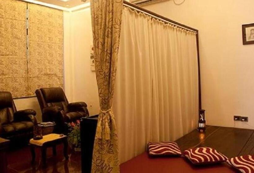اتاق استاندارد, Zone Niathu By The Park, Dimapur