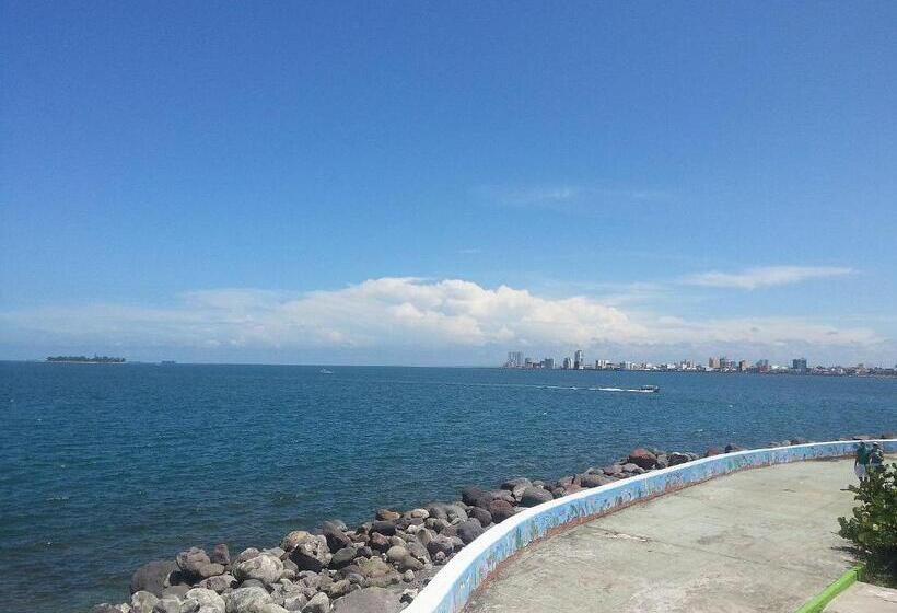 استودیوی استاندارد با چشم‌انداز دریا, Suites Brisa Marina   Playa Regatas Y Malecón