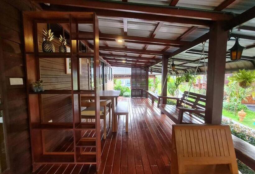 اتاق خانوادگی, Baan Ati Resort & Spa