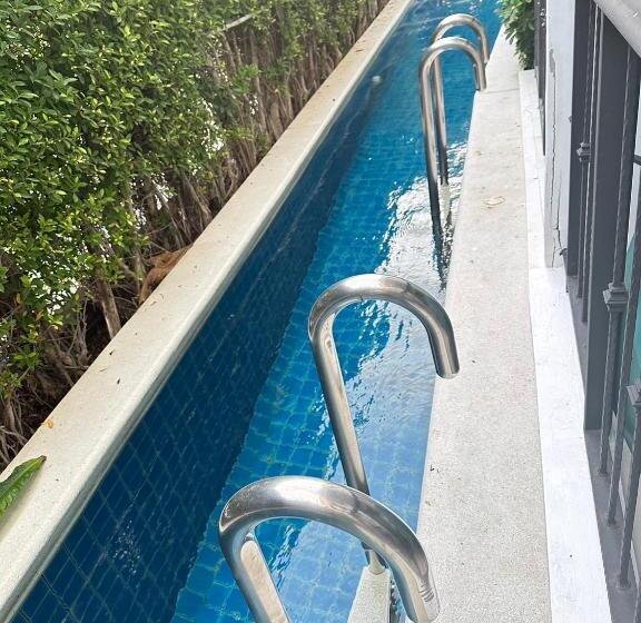 سوییت با چشم‌انداز استخر, Espana Condo Jomtien Pool Access By Aey