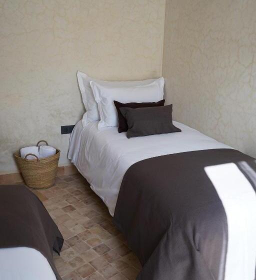 اتاق استاندارد, Loued Surf Lodge