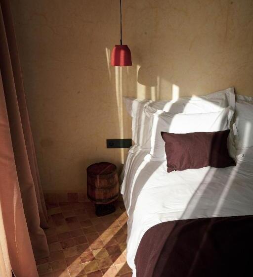 اتاق سه نفره دلوکس با چشم‌انداز دریا, Loued Surf Lodge