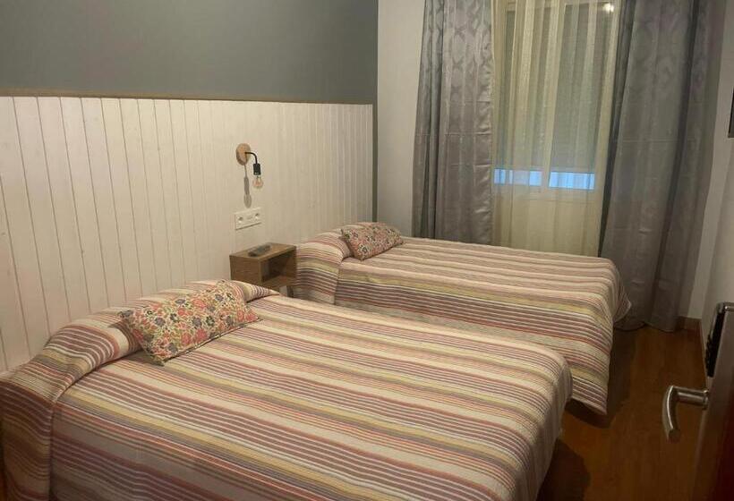 اتاق استاندارد, Hostal Julio Cesar