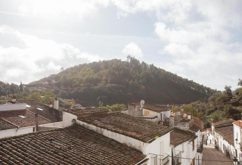 اتاق خانوادگی, Alojamiento El Monasterio