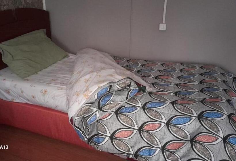 اتاق استاندارد, Hospedaje 12 De Octubre
