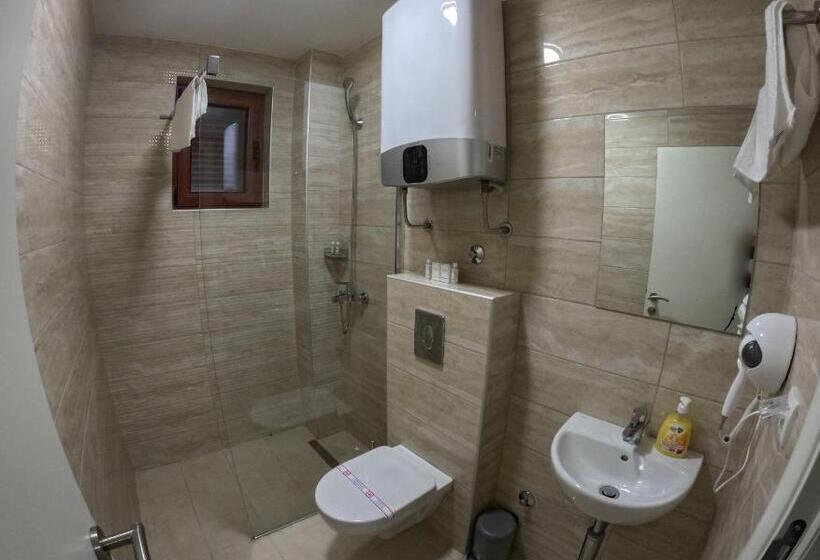 اتاق استاندارد, Motel Zeta Lux
