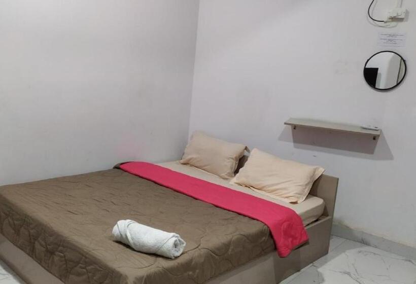 اتاق استاندارد سه نفره, The Lushai Inn, Aizwal