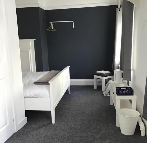 اتاق استاندارد, The New Juniper Berry Pub & Guest Rooms
