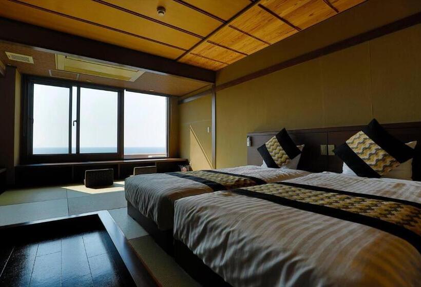 اتاق استاندارد چهار تخته با چشم‌انداز دریا, 海のほてる　いさば