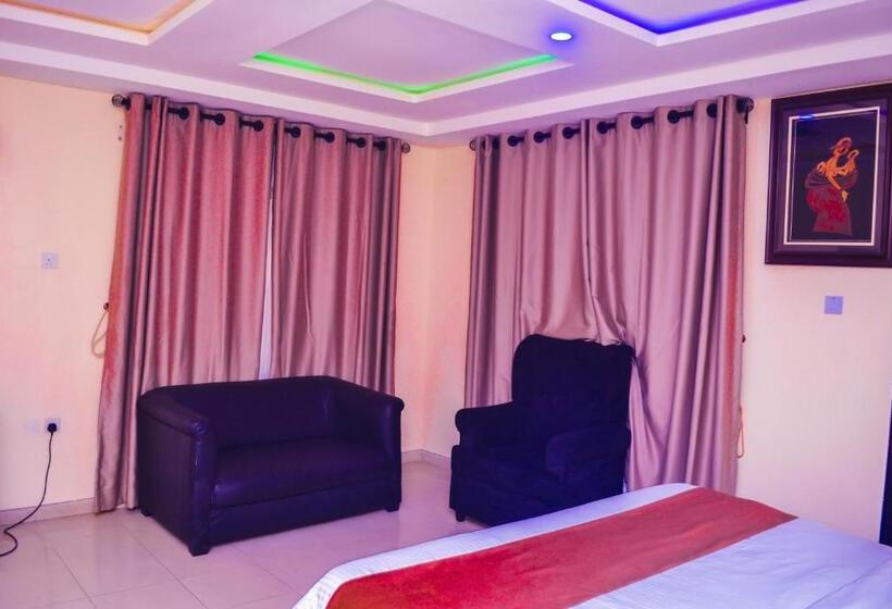 اتاق لوکس با تخت بزرگ, Owee Hotel Exclusive Apartment And Suites Studio