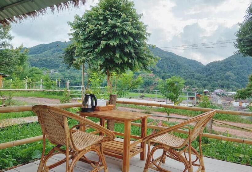 اتاق استاندارد با بالکن, สะปัน ฮิลล์   Sapan Hill