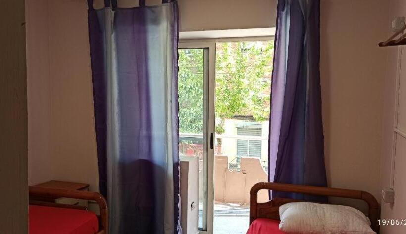اتاق استاندارد, Royal Hostel