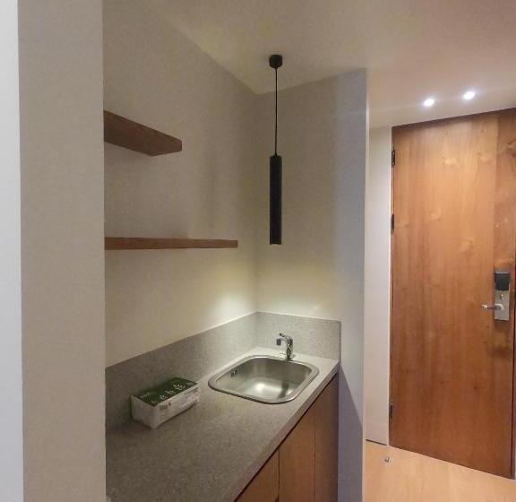 آپارتمان لوکس 1 خوابه, The Fields Hotel And Apartment